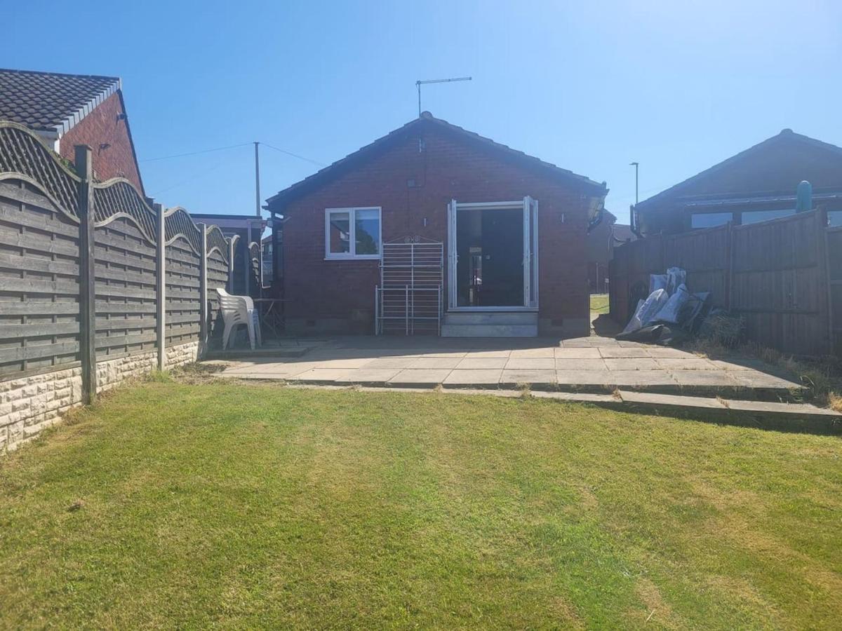 Ferienwohnung The Little Red House Sheffield Exterior foto